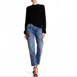 Joie ‘Josie’ Embroidered Patch Crop Jeans